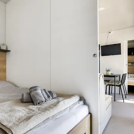 Semesterbostad Maslina Delux By Interhome