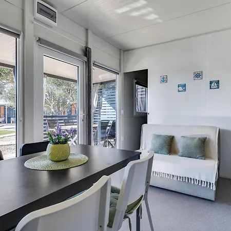 Maslina Delux By Interhome * Pirovac