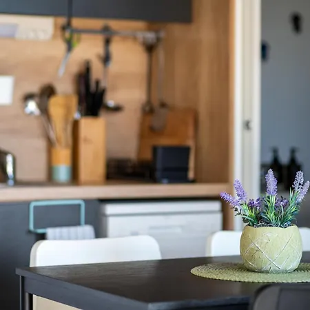 Semesterbostad Maslina Delux By Interhome *