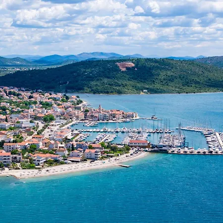 Maslina Delux By Interhome Tatil Evi