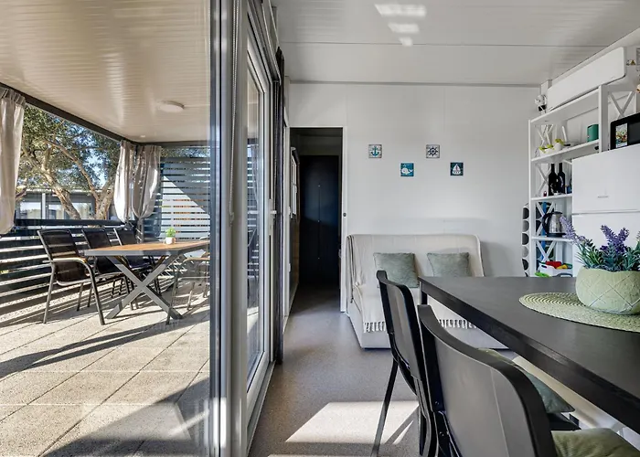 Maslina Delux By Interhome Pirovac