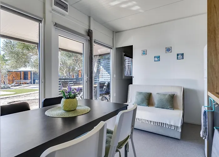 Maslina Delux By Interhome * Pirovac